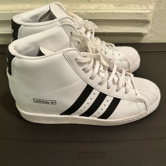 Adidas Superstar up wedge sneakers for women. Size women size 9 1/2. - Picture 6 of 7